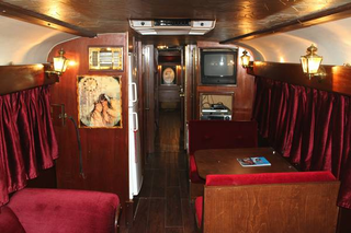 Illustration for article titled One of Willie Nelson’s old tour buses is for sale on Craigslist